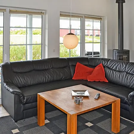 4 Bedroom Lovely In Norre Nebel Semesterbostad *